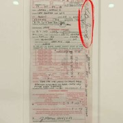 拍卖！詹姆斯18岁签名交通罚单，成交价超6万，最贵罚单诞生